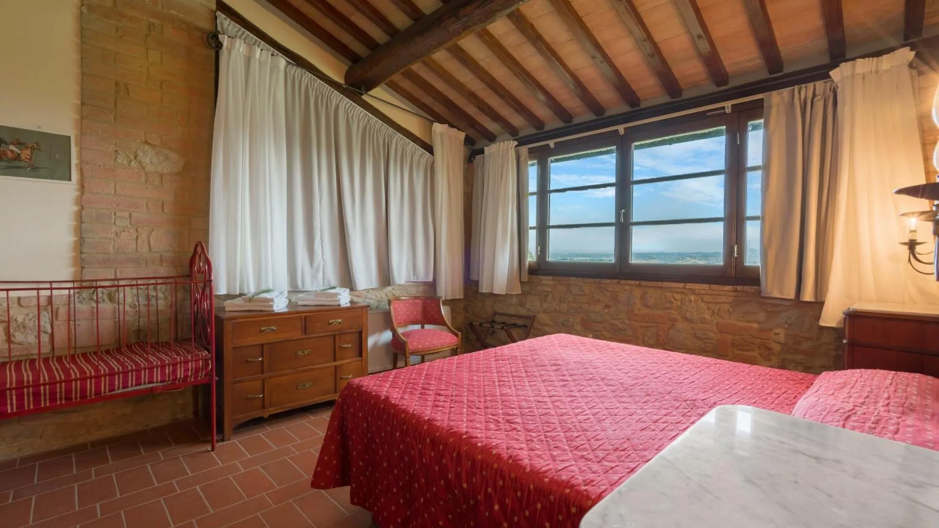 Hotel apartamentowy Santo Pietro Resort San Gimignano